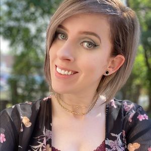 Meet your Posher, Deanne